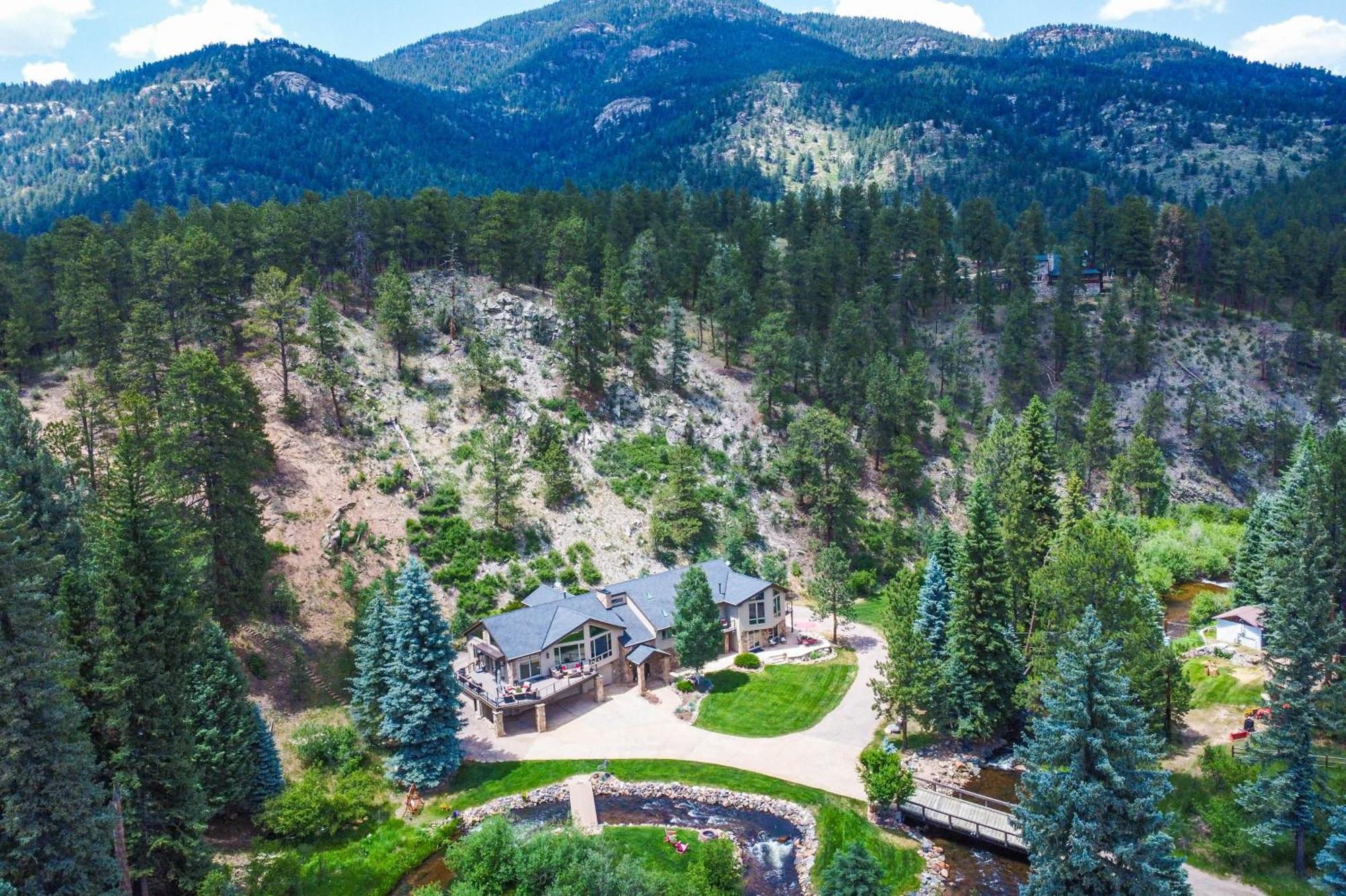 Stunning Evergreen Mountain Home On Private Stream Exterior photo