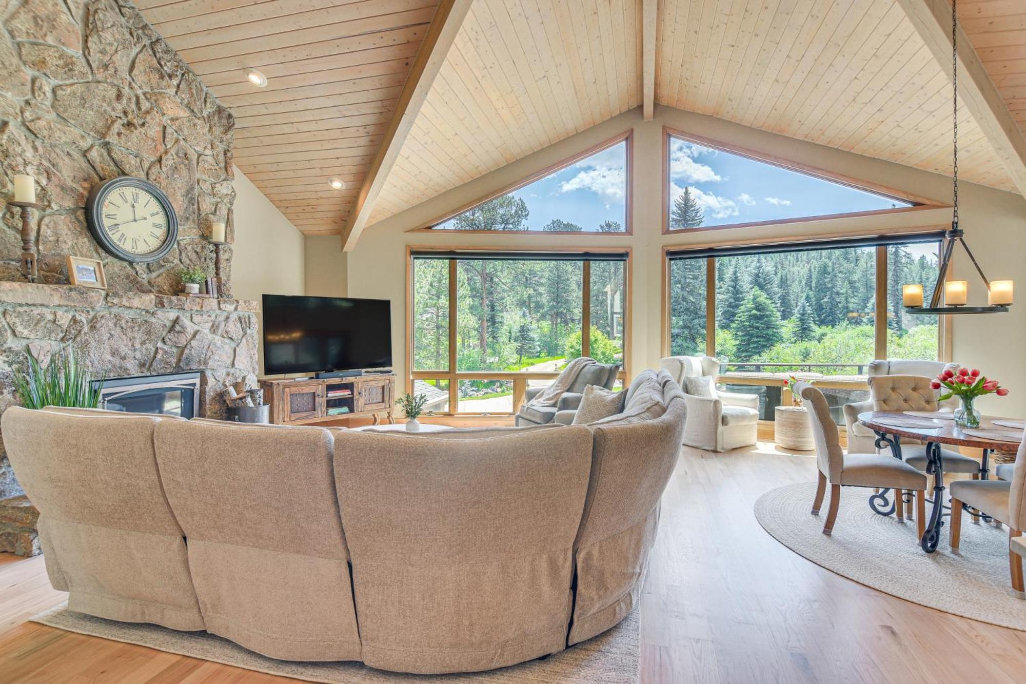 Stunning Evergreen Mountain Home On Private Stream Exterior photo